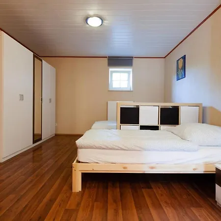 Apartment Ferienwohnung Am Steinernen Haus